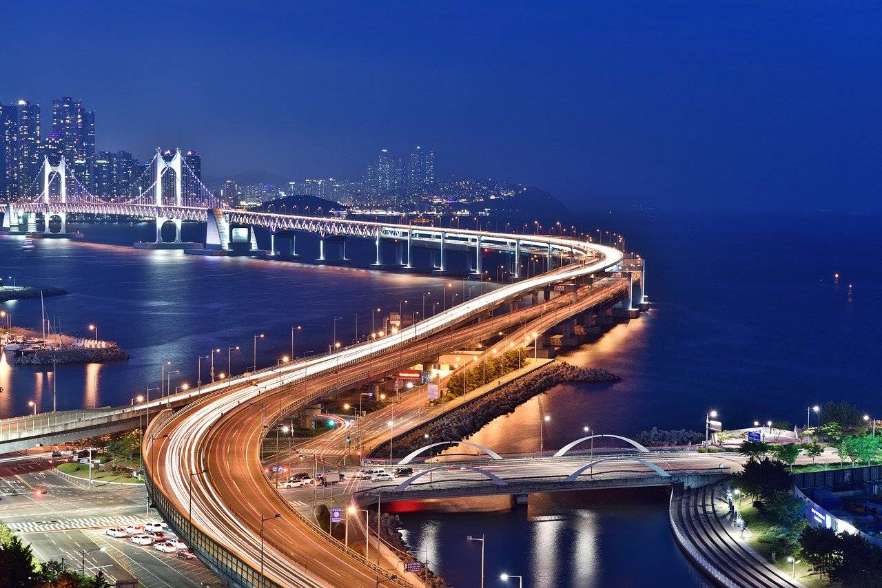 busan-night-scene-1747130_1280