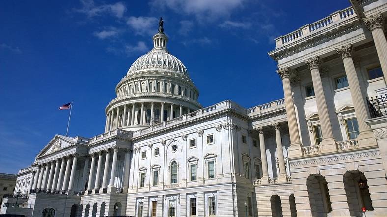united-states-capitol-1675540_960_720