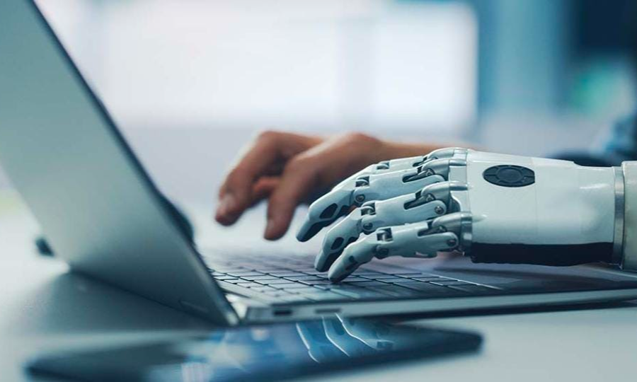 不依赖人类反馈来评估反应?一文浅谈 Anthropic 的“宪法 AI”技术